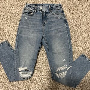 American Eagle women’s jeans; size 000